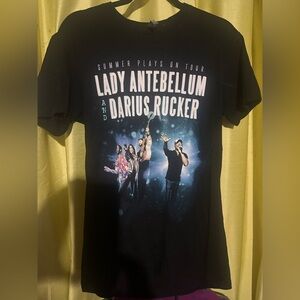Concert T-shirt Darius Rucker Lady Antebellum size small excellent condition